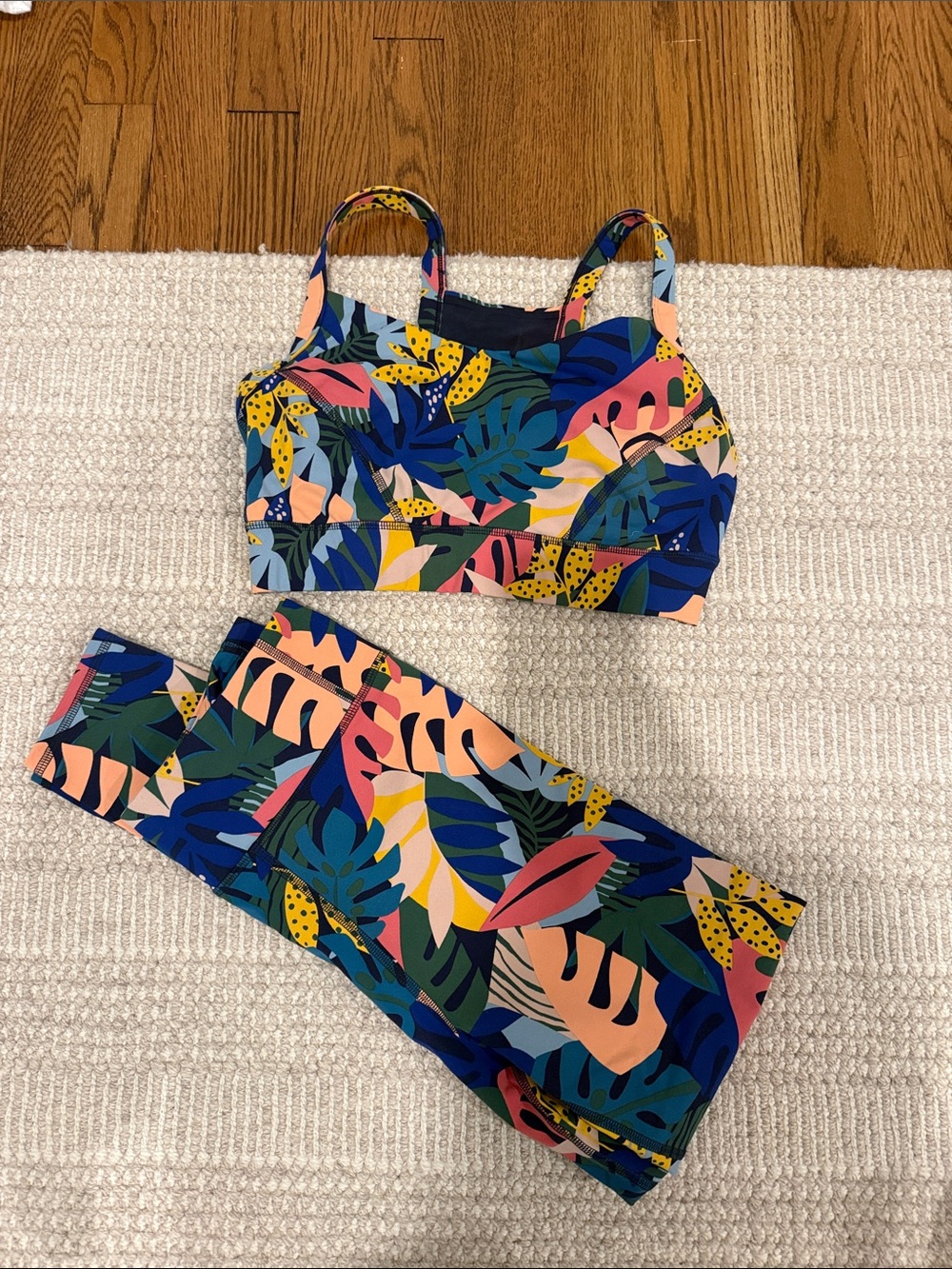 Boden Bright Tropical Leaf activewear Set in Blue, Pink & Yellow